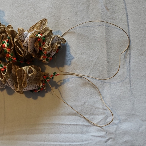 Newly Handmade 7 Foot Embellished Burlap Garland - Picture 8 of 8